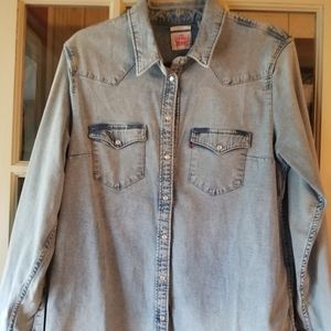 Levi's classic fit denim shirt
